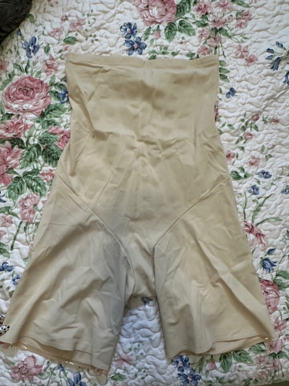 Ambrielle Nude Shaping Short
